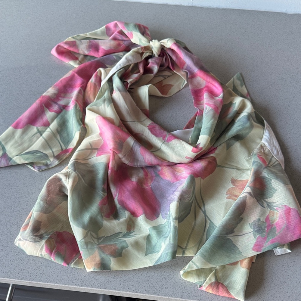 peppermayo Floral Silk-Like Pink & Green Top
